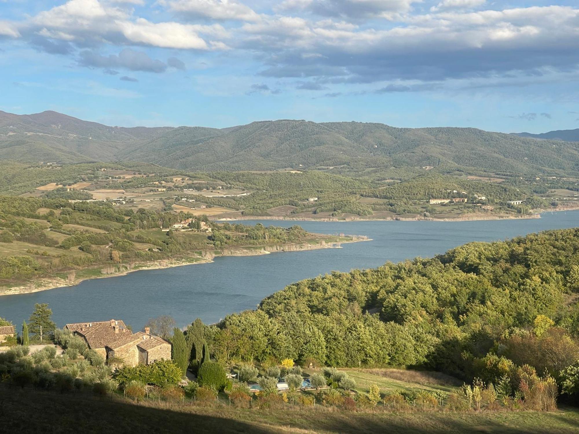 Caprese Michelangelo Bio Agriturismo Il Vigno מראה חיצוני תמונה